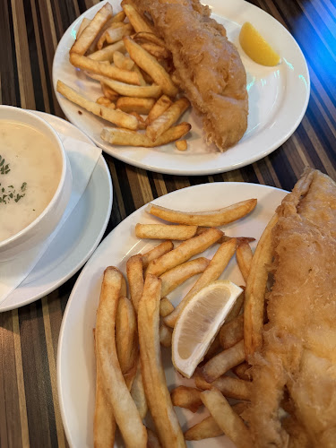 Harbourside Fish And Chips - Hospitality and gastronomy