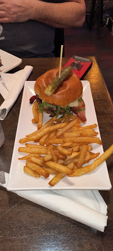 Opinii despre Route 6 Spicy Bar and Grill în Moncton - Hospitality and gastronomy