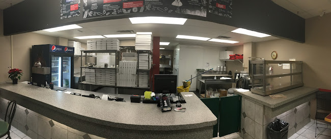 5511 50 Ave Unit 8, Red Deer, AB T4N 4B8