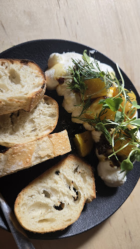 Opinii despre Tapagria Spanish Tapas Restaurant în Thornhill - Hospitality and gastronomy