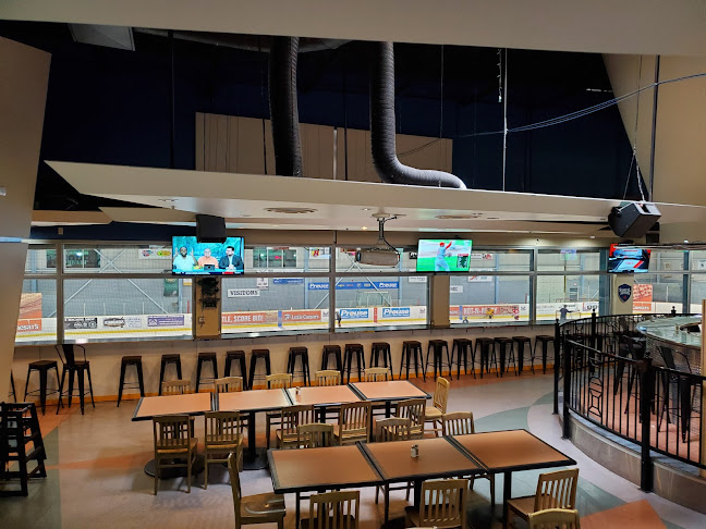 Icebreakers Sports Bar & Grill - Sault Ste. Marie