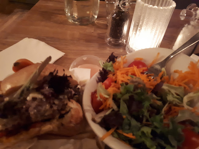 Isaac's Way Restaurant - Fredericton