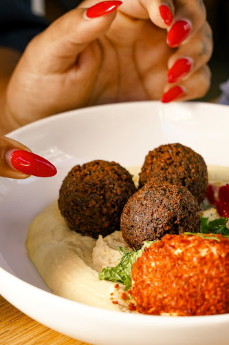 96 Ossington Ave, Toronto, ON M6J 2Z4