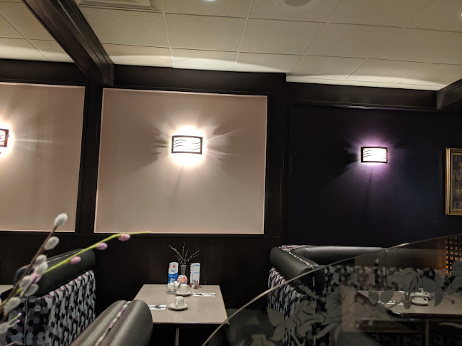 Comentarii opinii despre Modern Family Restaurant