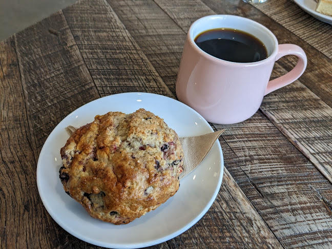 2301 Ontario St, Vancouver, BC V5T 2X5