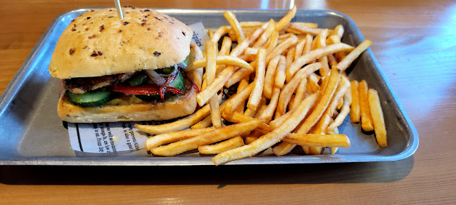 400 Fifteenth St, Winkler, MB R6W 1V5