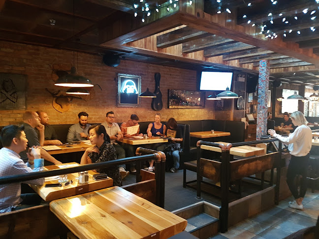 Comentarii opinii despre El Furniture Warehouse