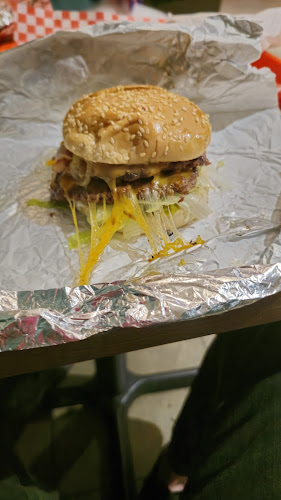 Opinii despre Burger Shack & Grill în Chilliwack - Hospitality and gastronomy