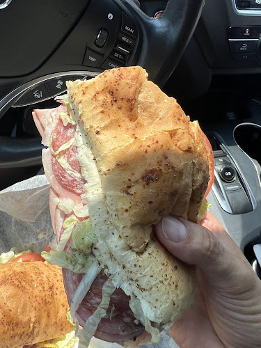 Cheryl's Deli & Subs - Hospitality and gastronomy