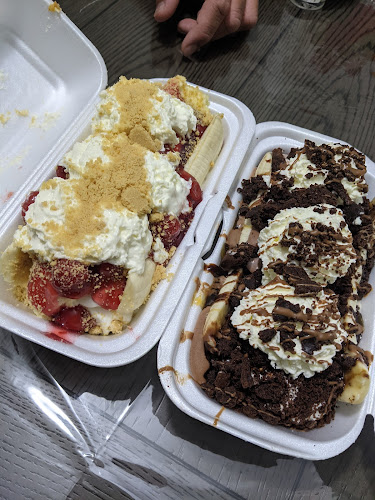 Comentarii opinii despre Cones And Characters Oshawa