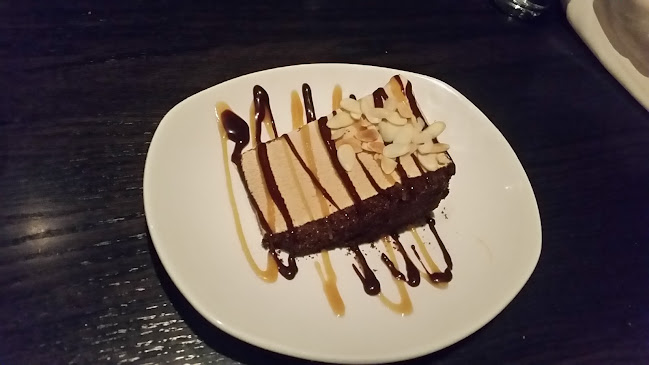 15 Huntmar Dr, Ottawa, ON K2S 0P6