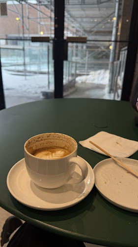 Opinii despre Coffee Lunar în Toronto - Hospitality and gastronomy