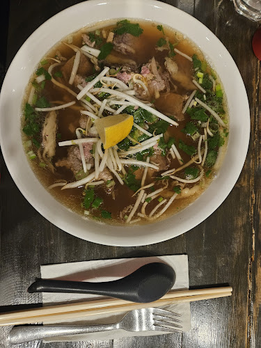 Ha Noi Pho Restaurant - Cold Lake