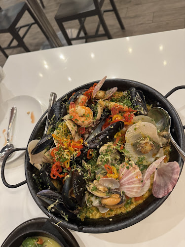 762 Cambie St, Vancouver, BC V6B 2P2