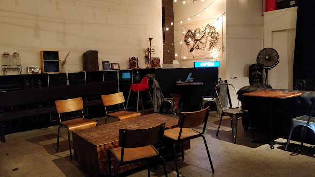 Comentarii opinii despre Moodswing Coffee + Bar (Formerly)Old Crow Coffee Co.