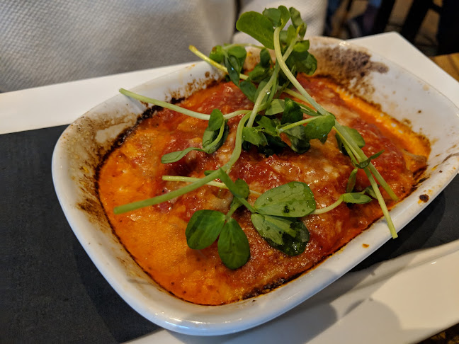 Opinii despre La Cucina Pizzeria Kitchener în Kitchener - Hospitality and gastronomy