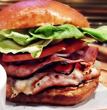 Comentarii opinii despre The Henry