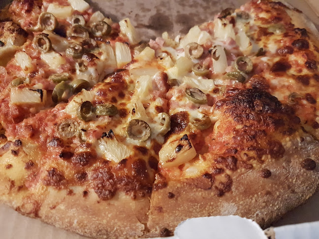 35 Cedar Pointe Dr, Barrie, ON L4N 5R7