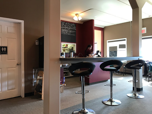 Hampton Cafe - MacGregor