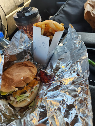 ZET'S Restaurant Airport - Mississauga