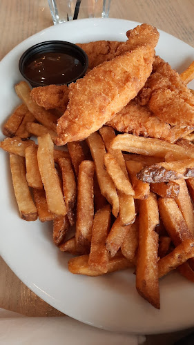 Harbour House Waterfront Eatery - Windsor