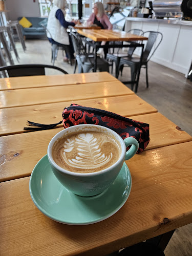 Bean Scene Coffee Works North - Hospitality and gastronomy