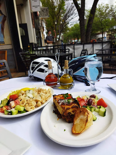 Yiannis Taverna Greek Restaurant