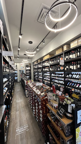 1811 W 1st Ave, Vancouver, BC V6J 4M6