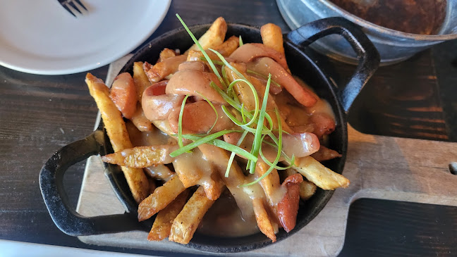 2201 W 1st Ave, Vancouver, BC V6K 1E9