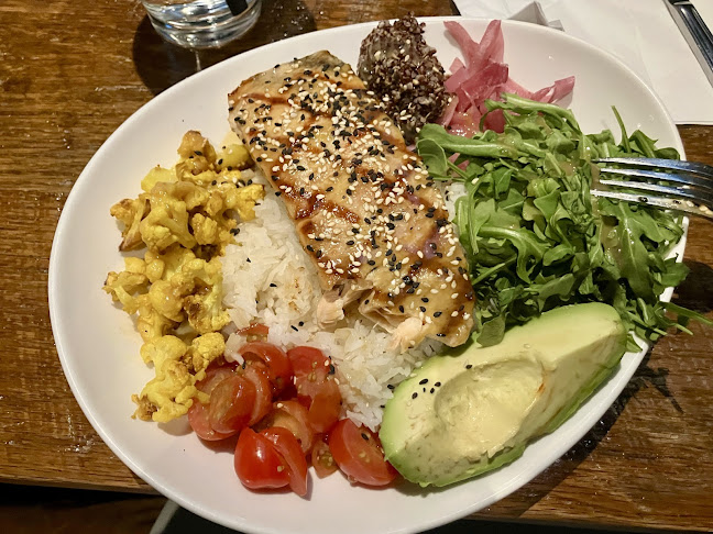 144 Front St W, Toronto, ON M5J 2L7