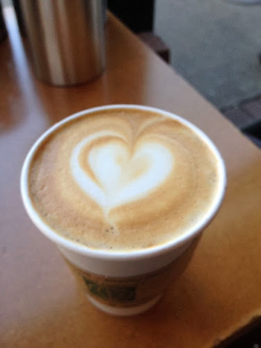 Comentarii opinii despre the hide out cafe