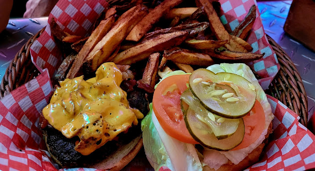 Checkered Flag Bar & Grill