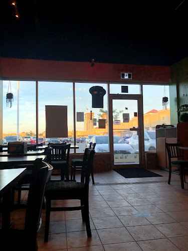 Veggie Planet Vaughan - Vegetarian Indian Pizza, Burger and Street food Restaurant - Hospitality and gastronomy