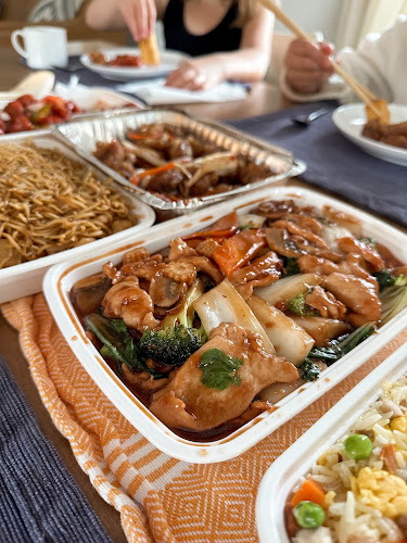 Opinii despre Chili Dragon Chinese Restaurant (Take Out Only) în Burnaby - Hospitality and gastronomy