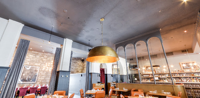 Social Restaurant + Lounge - Hospitality and gastronomy