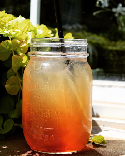 Comentarii opinii despre The Lucky Bean Cafe