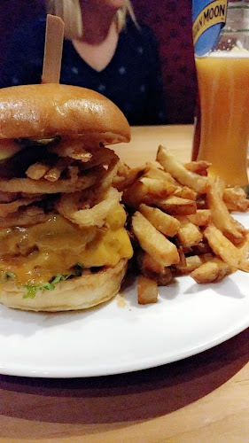 Smash Kitchen and Bar - Hospitality and gastronomy