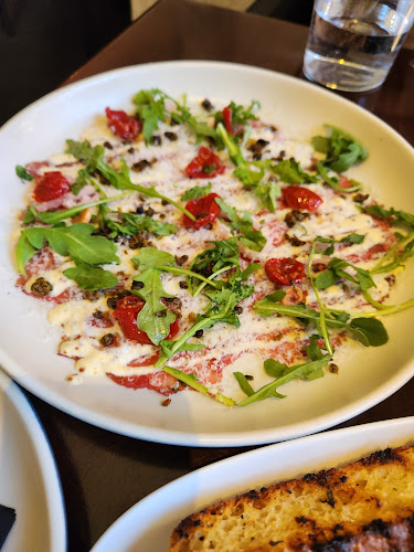 101 8 Ave SW SW, Calgary, AB T2P 1B4