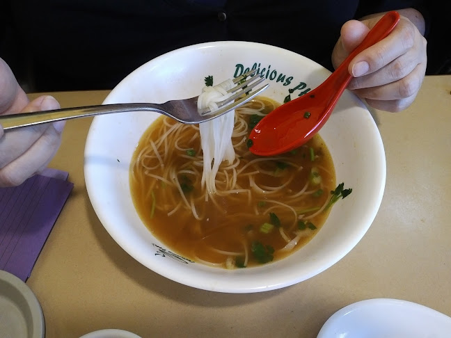 Delicious Pho Restaurant 10725 98 St NW (China Town) - Edmonton