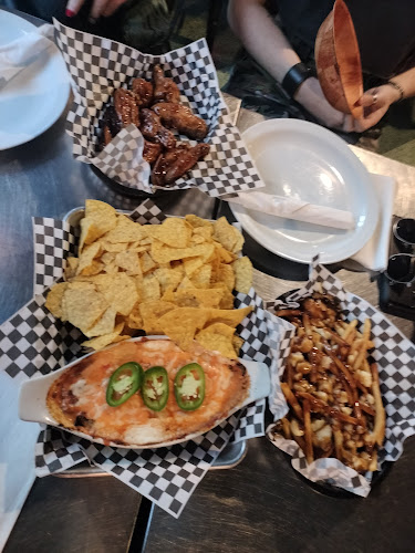 Yank's Old Niagara Bar & Grill - Niagara Falls