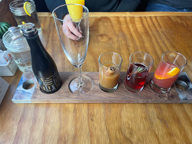 Comentarii opinii despre The Okanagan. Eatery (Catering)