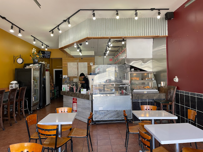 Opinii despre Dad's Donair & Specialty Foods în Surrey - Hospitality and gastronomy