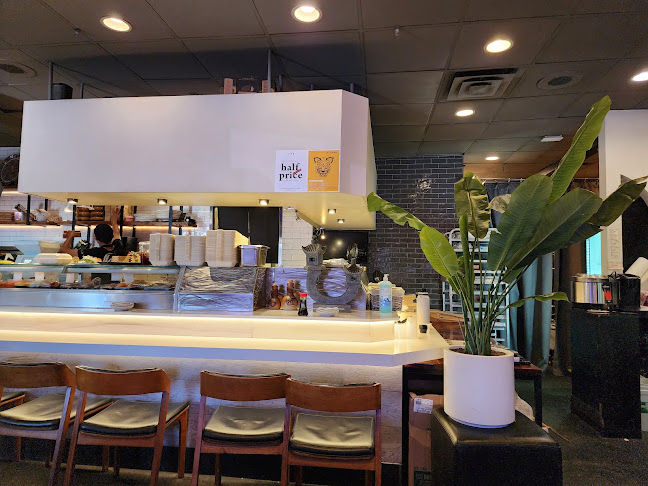 6750 N Island Hwy, Nanaimo, BC V9V 1S3