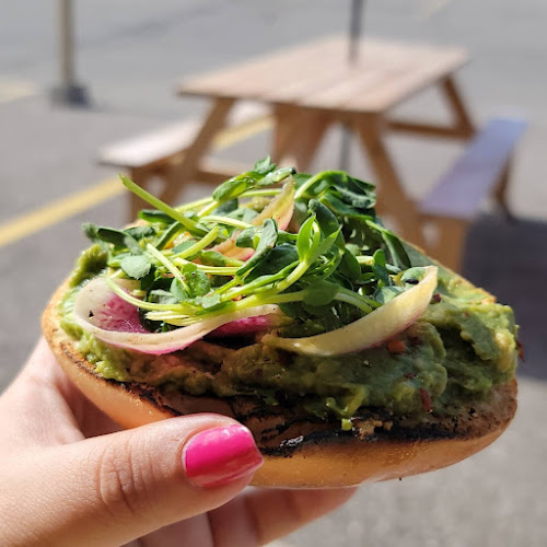 Buka Maranga Cafe & Catering