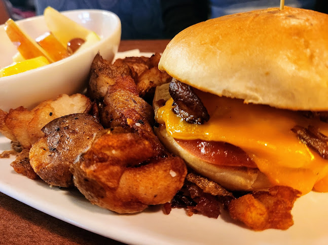 Opinii despre White Spot Ackroyd în Richmond - Hospitality and gastronomy