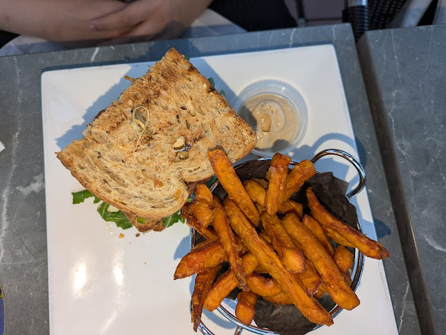 The Goose - Hospitality and gastronomy