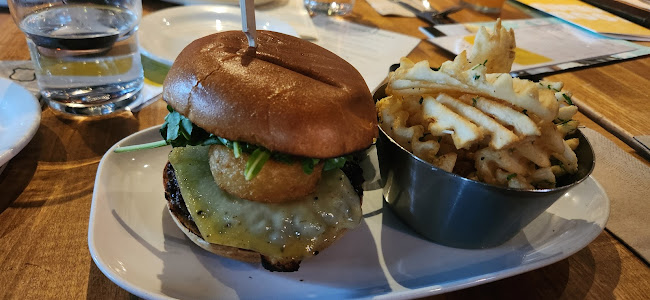 Tap & Barrel • Olympic Village - Vancouver