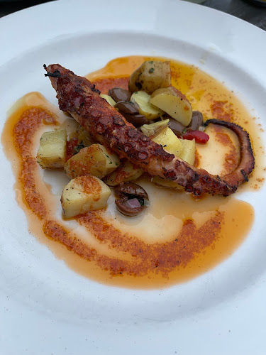 35 Brock St, Kingston, ON K7L 3B5