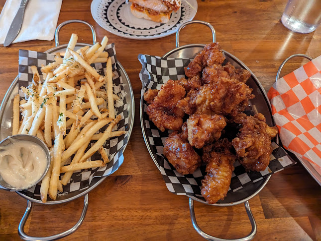 Opinii despre Nanda Chicken în Nanaimo - Hospitality and gastronomy