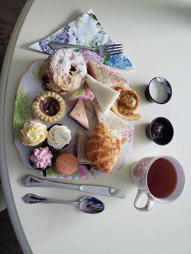 Tracycakes Bakery Cafe - Hospitality and gastronomy